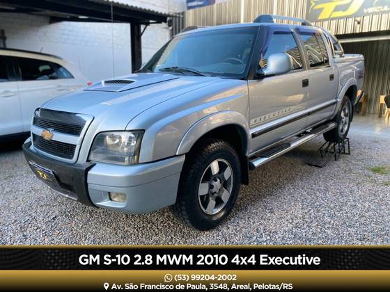 CHEVROLET S10 2.8 EXECUTIVE 4X4 CD 12V TURBO ELECTRONIC INTERCOOLER DIESEL 4P MANUAL